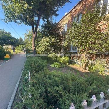 Продам квартиру, Снегиревский пер. , 1 кім., 30 м², без отделочных работ 