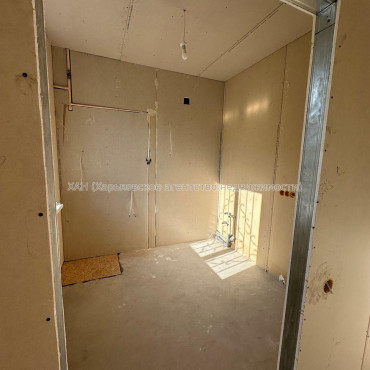 Продам квартиру, Снегиревский пер. , 1 кім., 30 м², без отделочных работ 