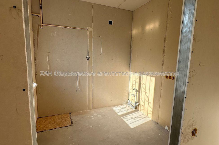 Продам квартиру, Снегиревский пер. , 1 кім., 30 м², без отделочных работ 