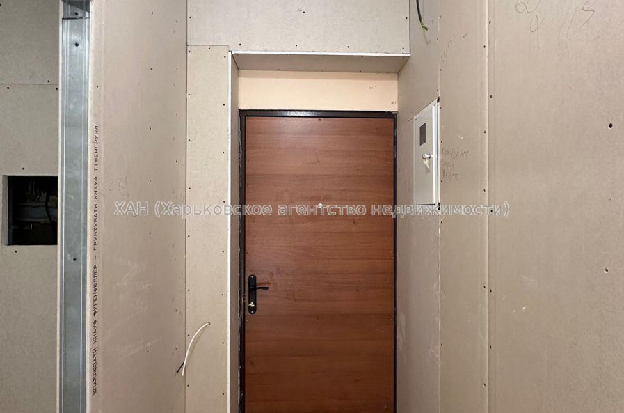 Продам квартиру, Снегиревский пер. , 1 кім., 30 м², без отделочных работ 