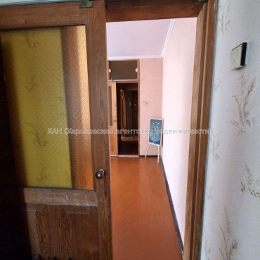Продам квартиру, Академика Павлова ул. , 3 кім., 63 м², косметический ремонт 
