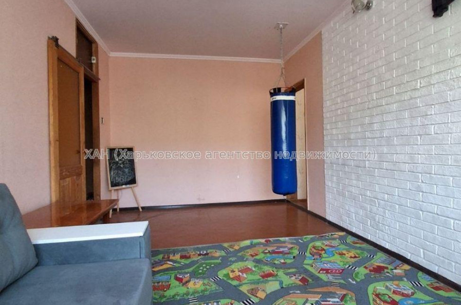 Продам квартиру, Академика Павлова ул. , 3  ком., 63 м², косметический ремонт 