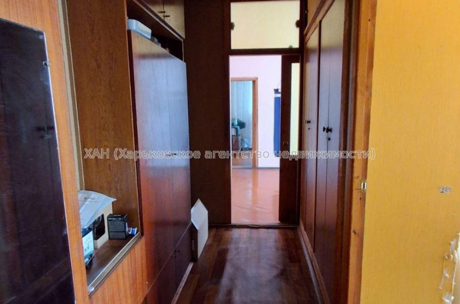 Продам квартиру, Академика Павлова ул. , 3  ком., 63 м², косметический ремонт 