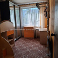 Продам квартиру, Академика Павлова ул. , 3  ком., 63 м², косметический ремонт 