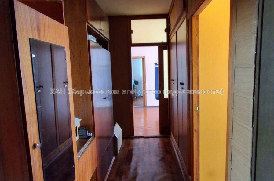 Продам квартиру, Академика Павлова ул. , 3 кім., 63 м², косметический ремонт 