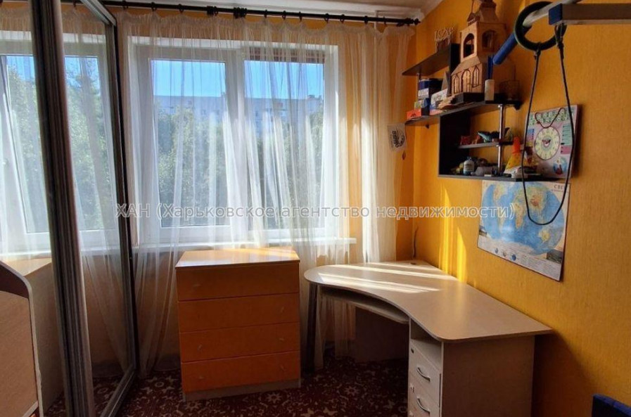 Продам квартиру, Академика Павлова ул. , 3 кім., 63 м², косметический ремонт 