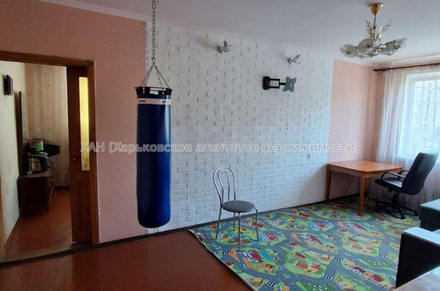 Продам квартиру, Академика Павлова ул. , 3 кім., 63 м², косметический ремонт 
