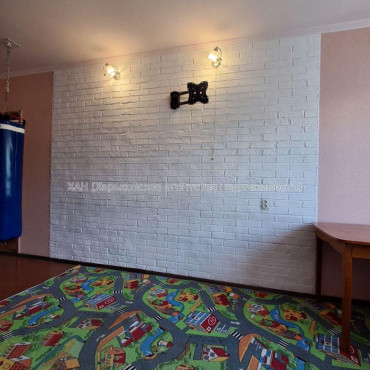 Продам квартиру, Академика Павлова ул. , 3 кім., 63 м², косметический ремонт 