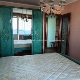Продам квартиру, Тарасовский въезд , 3 кім., 66 м², советский ремонт