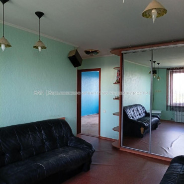 Продам квартиру, Тарасовский въезд , 3  ком., 66 м², советский ремонт 