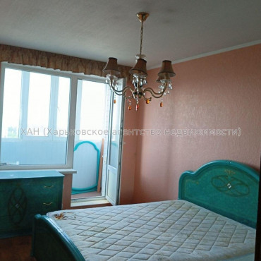Продам квартиру, Тарасовский въезд , 3  ком., 66 м², советский ремонт 