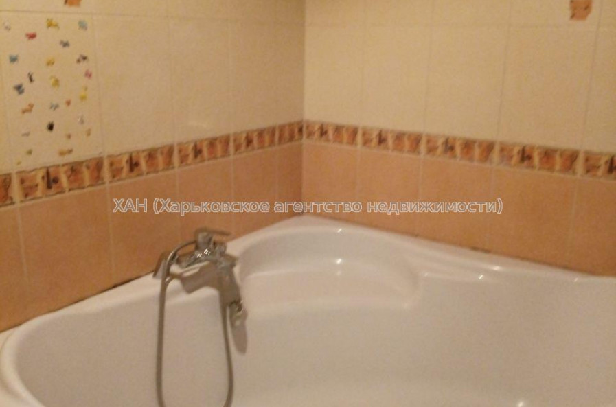Продам квартиру, Тарасовский въезд , 3  ком., 66 м², советский ремонт 