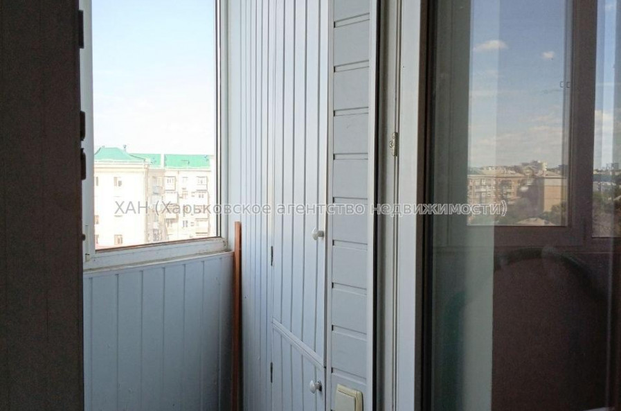 Продам квартиру, Тарасовский въезд , 3  ком., 66 м², советский ремонт 