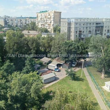 Продам квартиру, Тарасовский въезд , 3  ком., 66 м², советский ремонт 