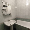 Продам квартиру, Индустриальный просп. , 2 кім., 51.10 м², косметический ремонт 