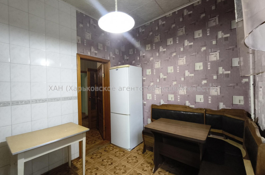 Продам квартиру, Индустриальный просп. , 2 кім., 51.10 м², косметический ремонт 