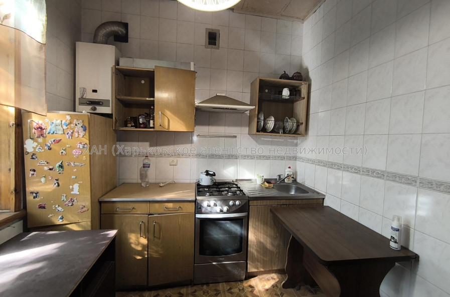 Продам квартиру, Индустриальный просп. , 2 кім., 51.10 м², косметический ремонт 