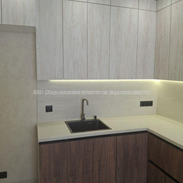 Продам квартиру, Мира ул. , 1 кім., 42 м², евроремонт 