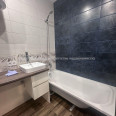 Продам квартиру, Героев Харькова просп. , 1 кім., 39 м², евроремонт 