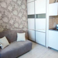 Продам квартиру, Хмельницкого Богдана ул. , 1 кім., 17.20 м², евроремонт 