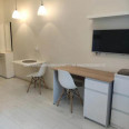 Продам квартиру, Хмельницкого Богдана ул. , 1 кім., 17.20 м², евроремонт 