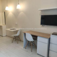 Продам квартиру, Хмельницкого Богдана ул. , 1 кім., 17.20 м², евроремонт 