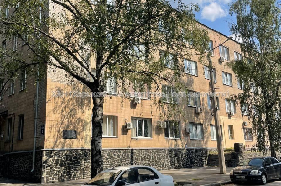 Продам квартиру, Добровольцев ул. , 1  ком., 21 м², косметический ремонт 