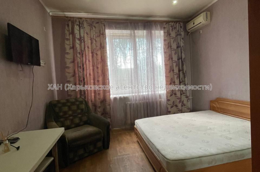 Продам квартиру, Добровольцев ул. , 1  ком., 21 м², косметический ремонт 