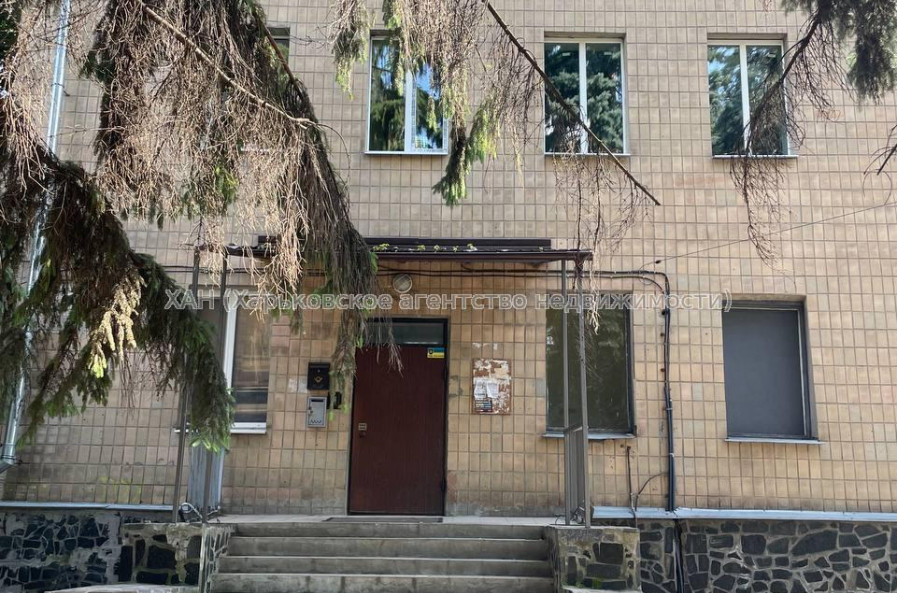 Продам квартиру, Добровольцев ул. , 1  ком., 21 м², косметический ремонт 