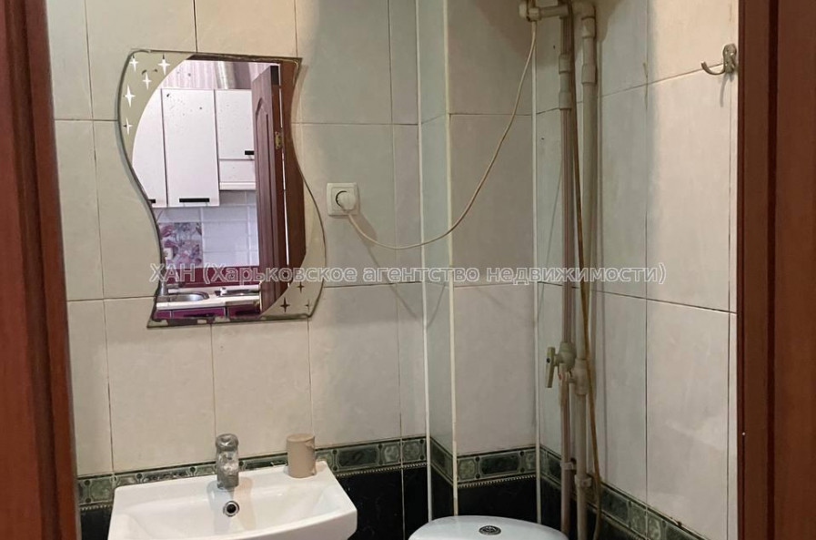 Продам квартиру, Добровольцев ул. , 1  ком., 21 м², косметический ремонт 