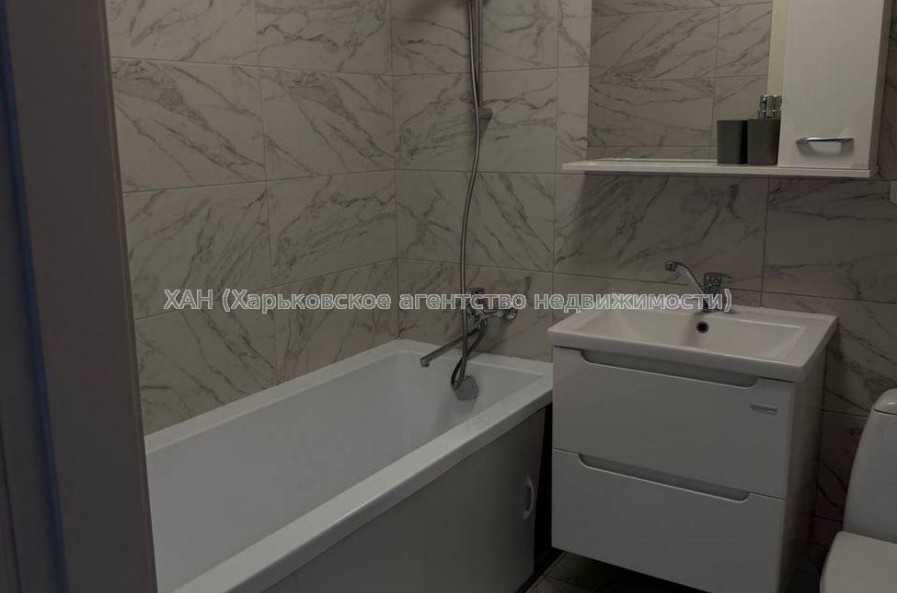 Продам квартиру, Салтовское шоссе , 1 кім., 35 м², евроремонт 