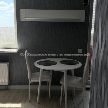 Продам квартиру, Салтовское шоссе , 1 кім., 35 м², евроремонт 