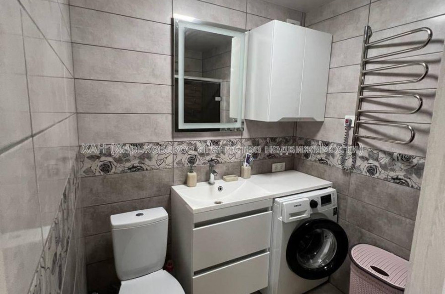 Продам квартиру, Майка Йохансена ул. , 1 кім., 27.70 м², авторский дизайн 