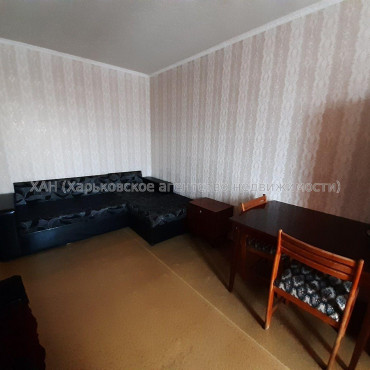 Продам квартиру, Академика Павлова ул. , 1 кім., 31.80 м², косметический ремонт 
