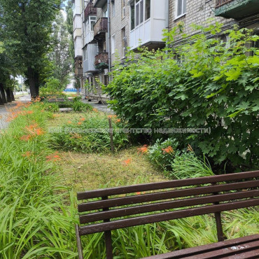 Продам квартиру, Проскуры ул. , 1 кім., 33.60 м², без отделочных работ 