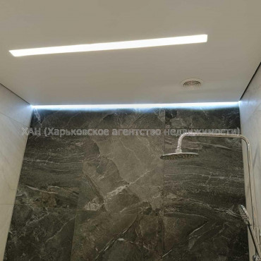 Продам квартиру, Братьев Гипиков ул. , 2  ком., 46 м², евроремонт 