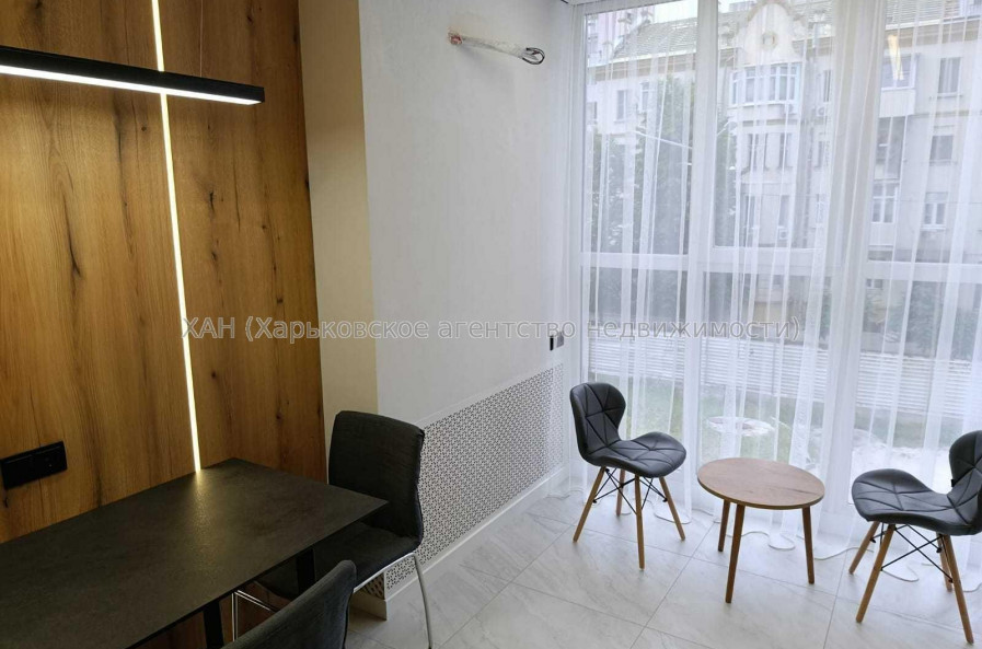 Продам квартиру, Братьев Гипиков ул. , 2  ком., 46 м², евроремонт 