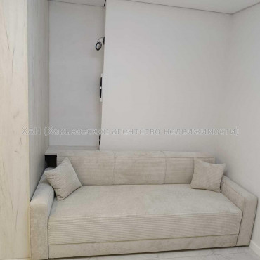 Продам квартиру, Братьев Гипиков ул. , 2  ком., 46 м², евроремонт 