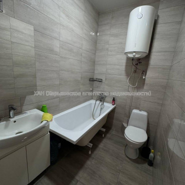 Продам квартиру, Букова ул. , 2 кім., 47.30 м², евроремонт 
