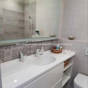 Продам квартиру, Мирослава Мисли ул. , 2  ком., 74 м², авторский дизайн 