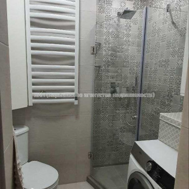 Продам квартиру, Мирослава Мисли ул. , 2  ком., 74 м², авторский дизайн 