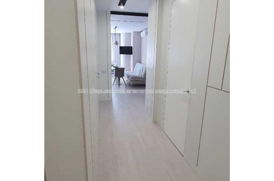 Продам квартиру, Мирослава Мисли ул. , 2  ком., 74 м², авторский дизайн 
