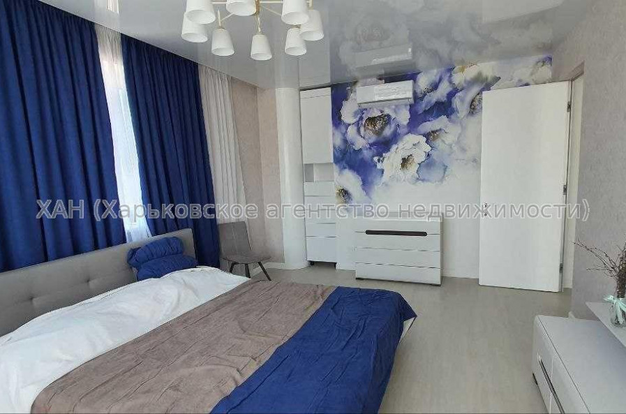 Продам квартиру, Мирослава Мисли ул. , 2  ком., 74 м², авторский дизайн 