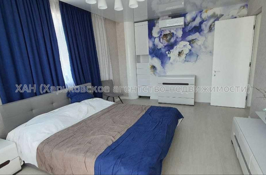 Продам квартиру, Мирослава Мисли ул. , 2  ком., 74 м², авторский дизайн 