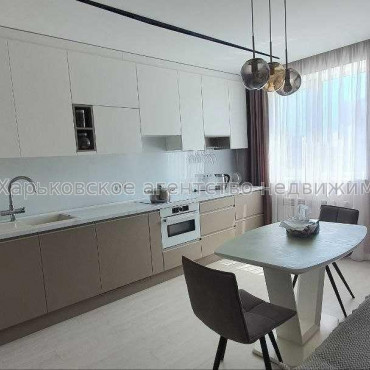 Продам квартиру, Мирослава Мисли ул. , 2  ком., 74 м², авторский дизайн 