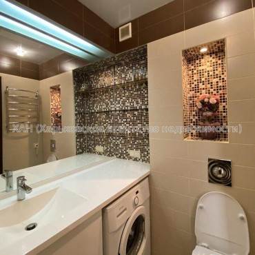Продам квартиру, Вадима Манька ул. , 1 кім., 37.20 м², евроремонт 