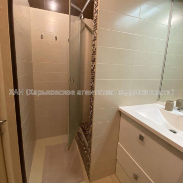 Продам квартиру, Вадима Манька ул. , 1 кім., 37.20 м², евроремонт 