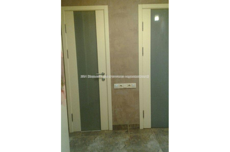 Продам квартиру, 3 кім., 65 м², евроремонт 