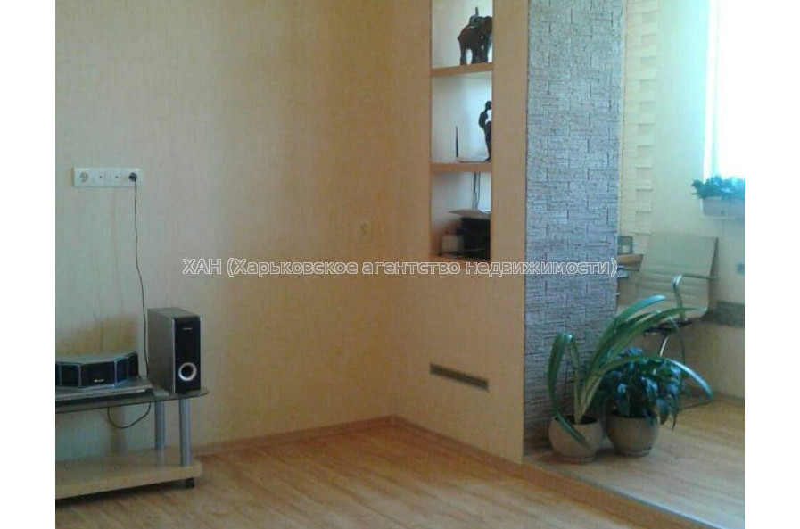 Продам квартиру, 3 кім., 65 м², евроремонт 