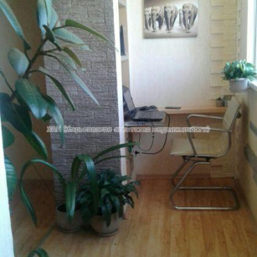 Продам квартиру, 3 кім., 65 м², евроремонт 